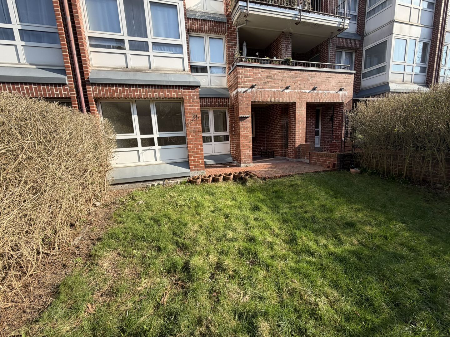 Ansicht 11 von: Neuss-City: Einziehen und Wohlfühlen - attraktive, großzügige 3-Zimmerwhg. Garten und TG-Stellplatz